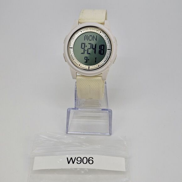 Beeasy AW02 Men's Ultra Slim Digital Watch 44MM White Plastic Bands New Battery - Picture 15 of 15